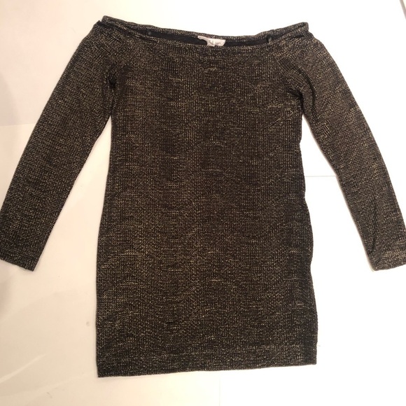 Bcbgeneration Sparkle Tonight off the shoulders  Mini Dress black  gold - Picture 9 of 9